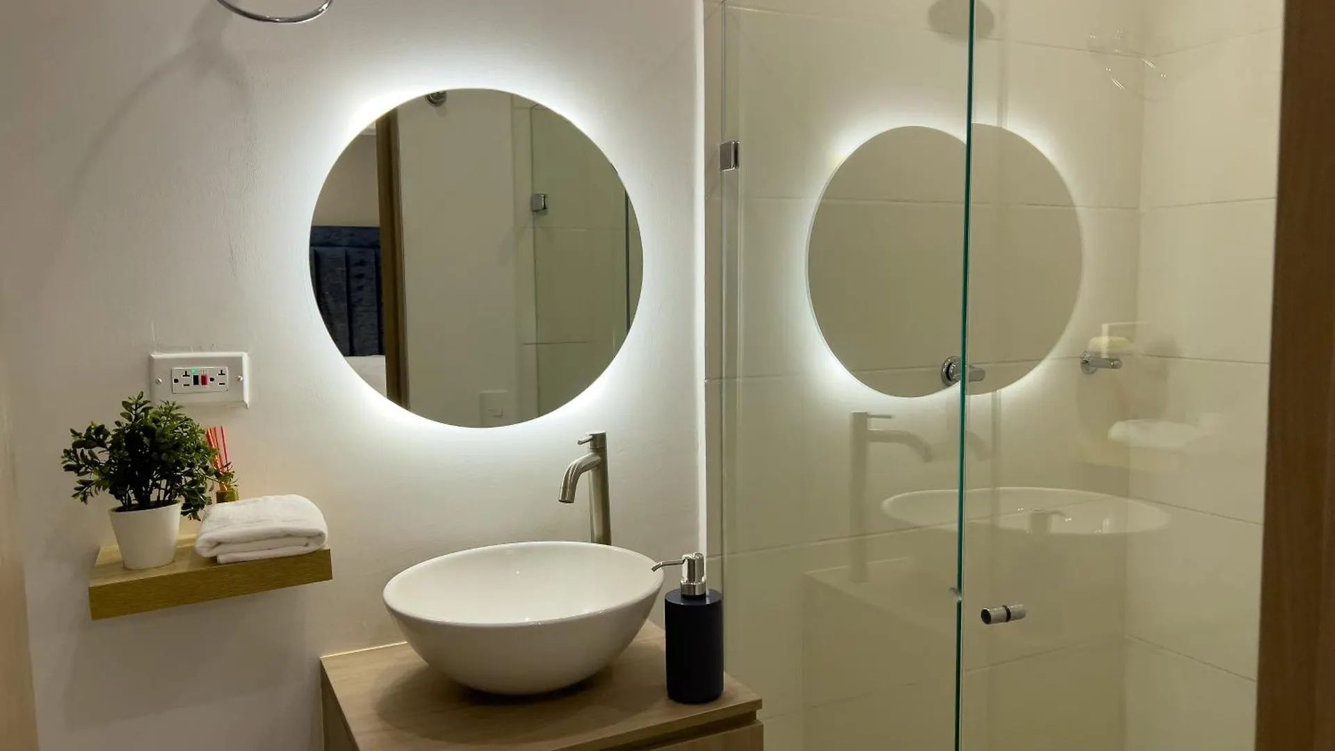Apartment Lujoso Apartamento Cerca Al Aeropuerto Y Ciudad Amurallada Cartagena